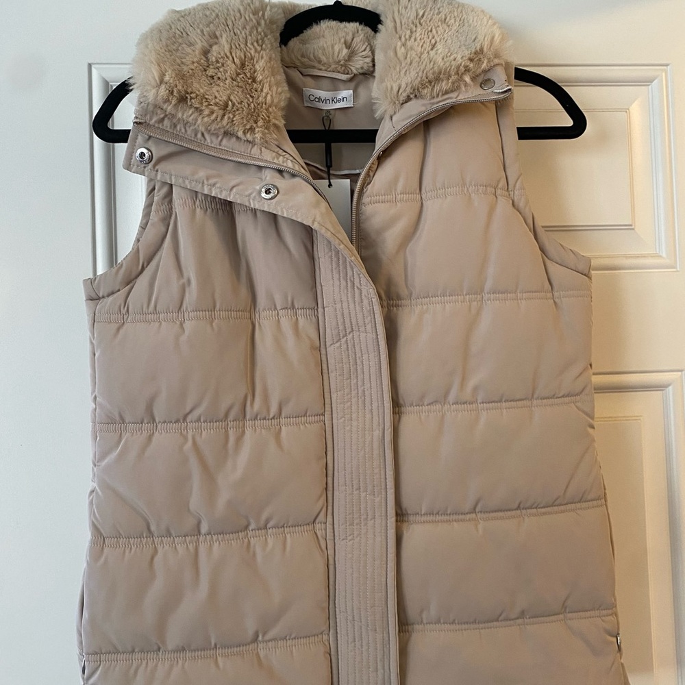 Calvin Klein Tan Vest with Fur, Size XS. NWT!!